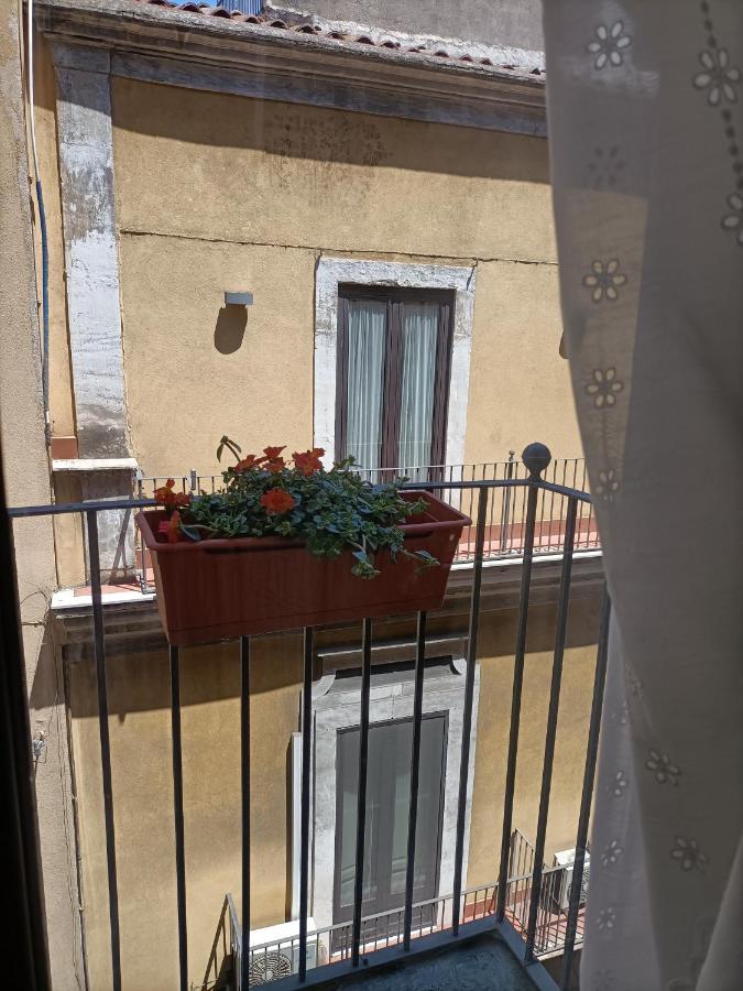 Residenza La Vecchia Cattedrale Catania Exterior foto